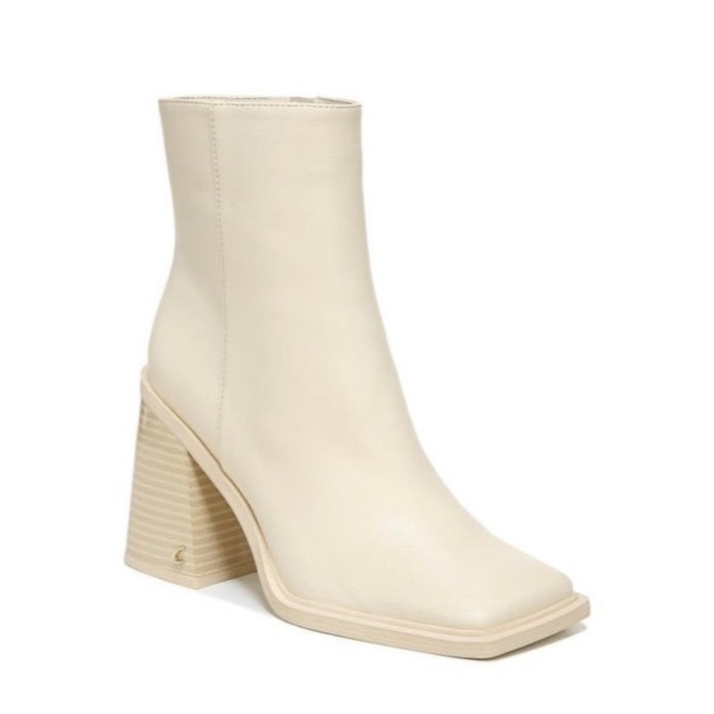 Circus by Sam Edelman Layla 2 Bootie in Modern Ivory